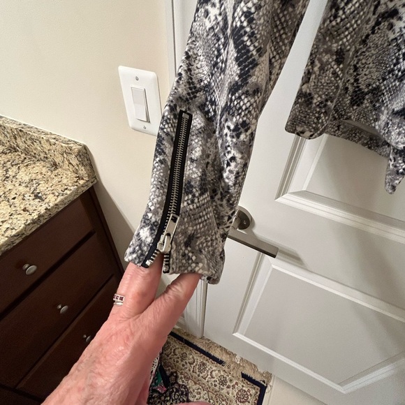 Sanctuary Black and Gray Snakeskin Leather Jacket - Picture 6 of 8